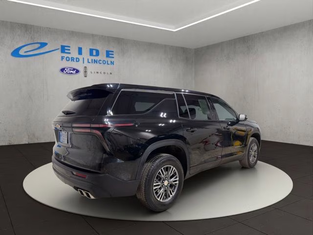 2024 Mosaic Black Metallic Chevrolet Traverse LS AWD SUV