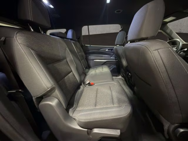 2024 Mosaic Black Metallic Chevrolet Traverse LS AWD SUV