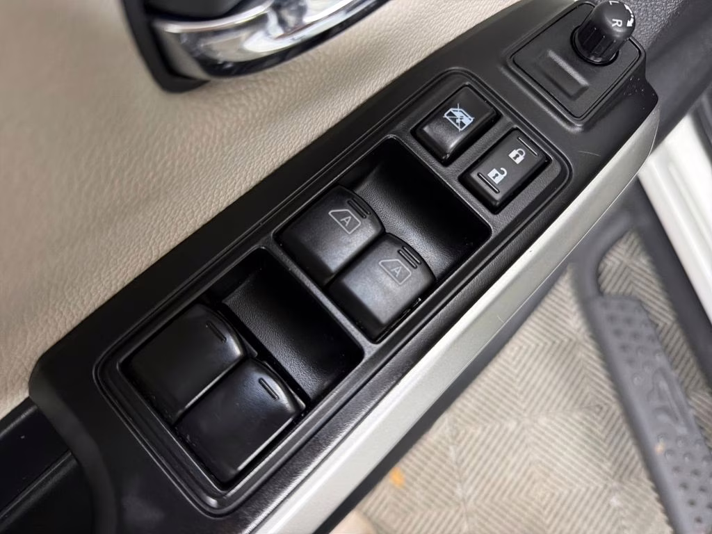 2023 Glacier White Nissan Titan SV RWD Truck