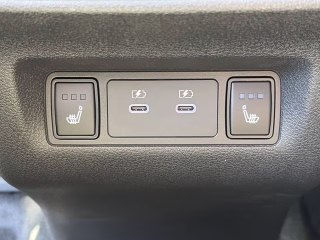 2026 Everest White Pearl/Black Nissan Murano Platinum AWD SUV