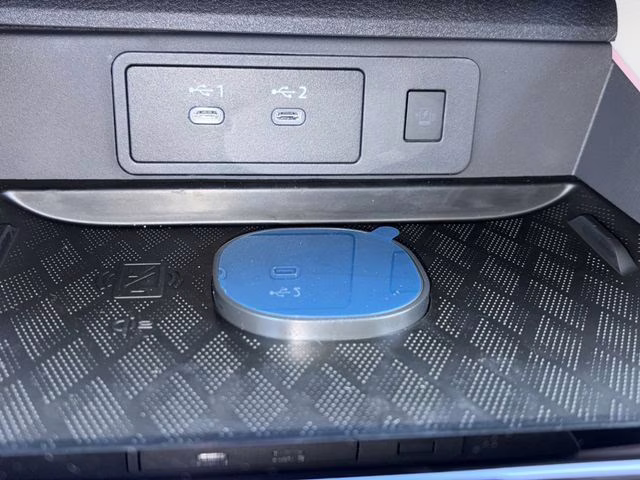 2026 Everest White Pearl/Black Nissan Murano Platinum AWD SUV