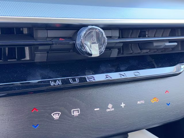 2026 Everest White Pearl/Black Nissan Murano Platinum AWD SUV