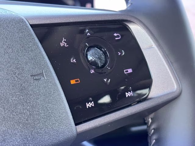 2026 Everest White Pearl/Black Nissan Murano Platinum AWD SUV