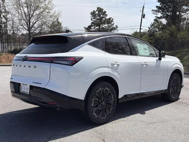 2026 Everest White Pearl/Black Nissan Murano Platinum AWD SUV