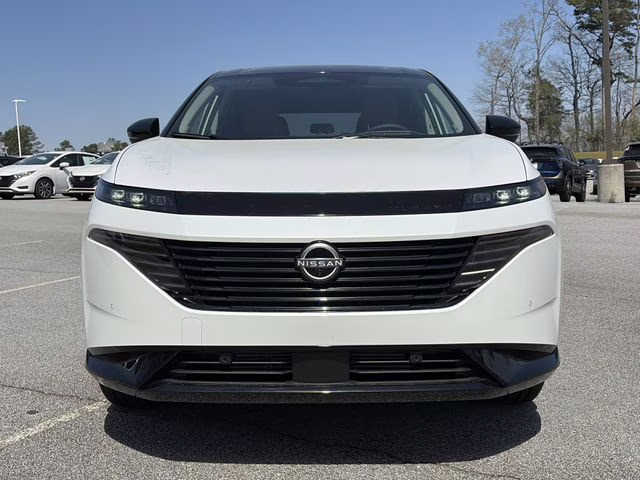2026 Everest White Pearl/Black Nissan Murano Platinum AWD SUV