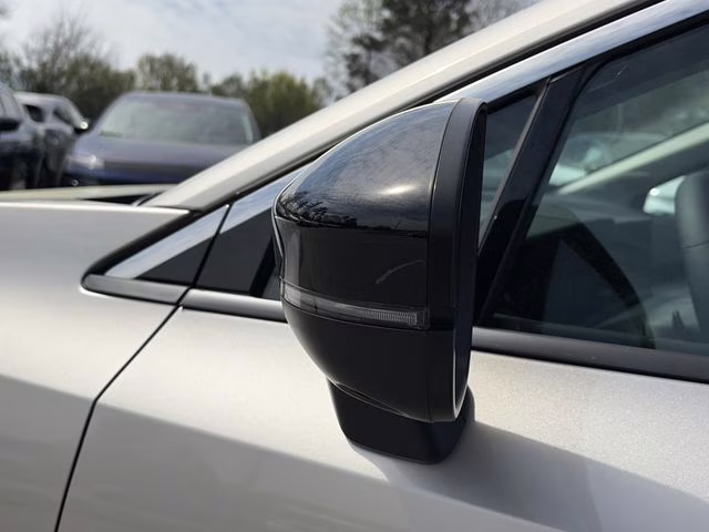 2026 Champagne Silver Metallic Nissan Murano Platinum AWD SUV