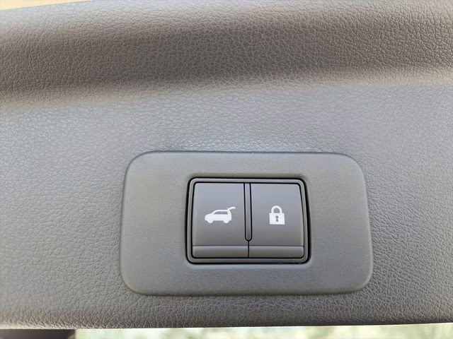 2026 Champagne Silver Metallic Nissan Murano Platinum AWD SUV