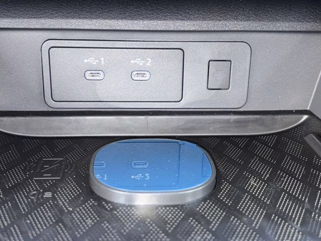 2026 Champagne Silver Metallic Nissan Murano Platinum AWD SUV