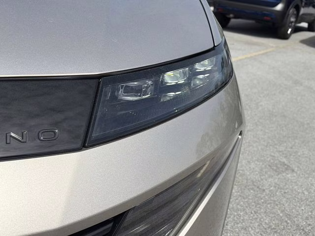 2026 Champagne Silver Metallic Nissan Murano Platinum AWD SUV