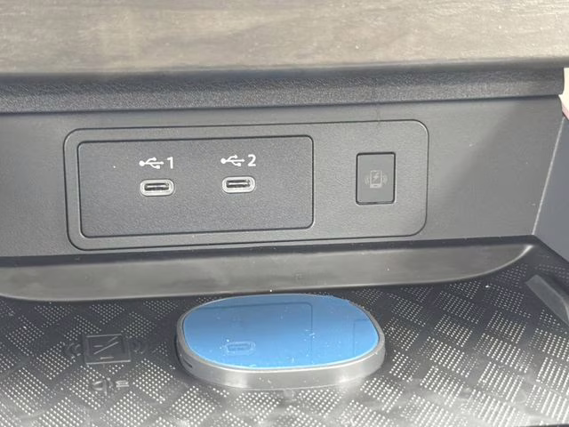 2026 Everest White Pearl/Black Nissan Murano Platinum AWD SUV