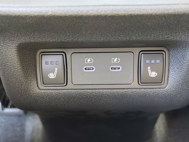 2026 Everest White Pearl/Black Nissan Murano Platinum AWD SUV