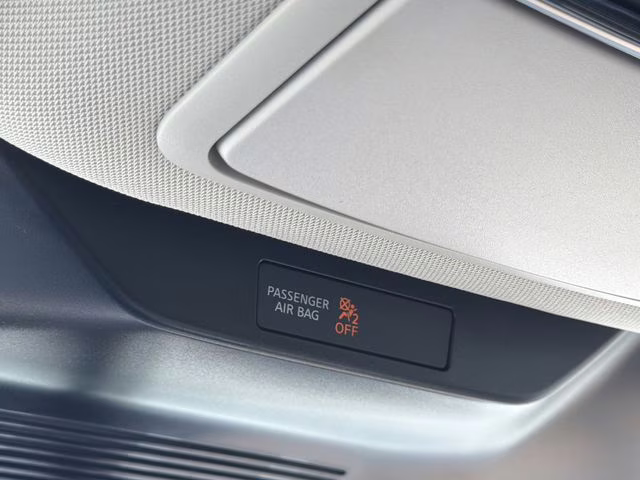 2026 Everest White Pearl/Black Nissan Murano Platinum AWD SUV