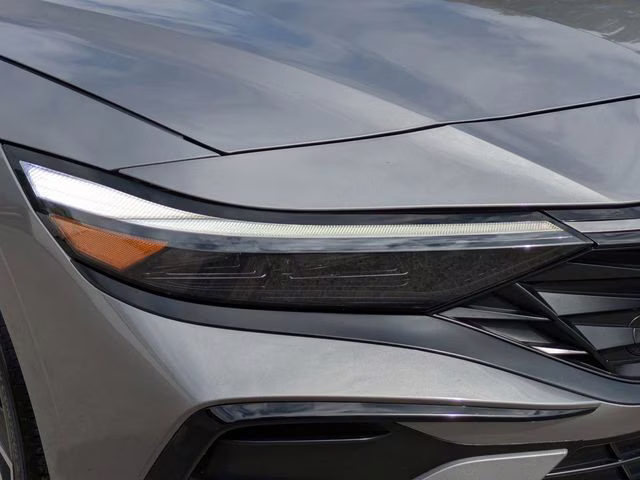 2025 Fluid Metal Hyundai Elantra SEL Convenience FWD Sedan