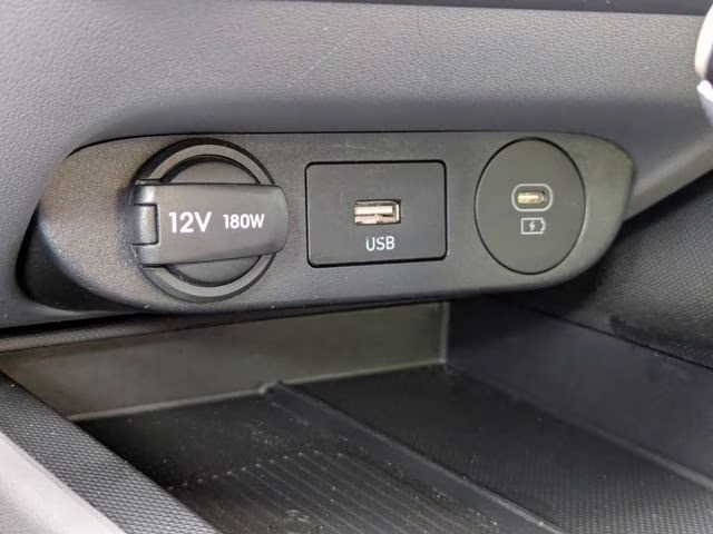 2025 Fluid Metal Hyundai Elantra SEL Convenience FWD Sedan