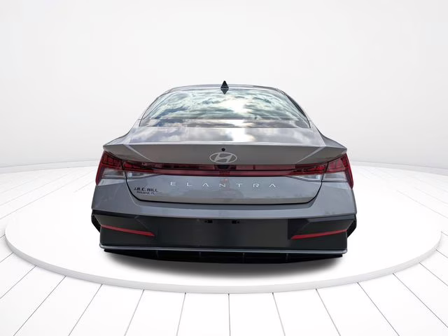 2025 Fluid Metal Hyundai Elantra SEL Convenience FWD Sedan