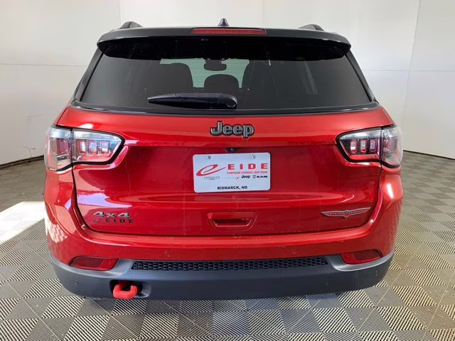 2025 Red Hot Pearlcoat Jeep Compass Trailhawk 4X4 SUV