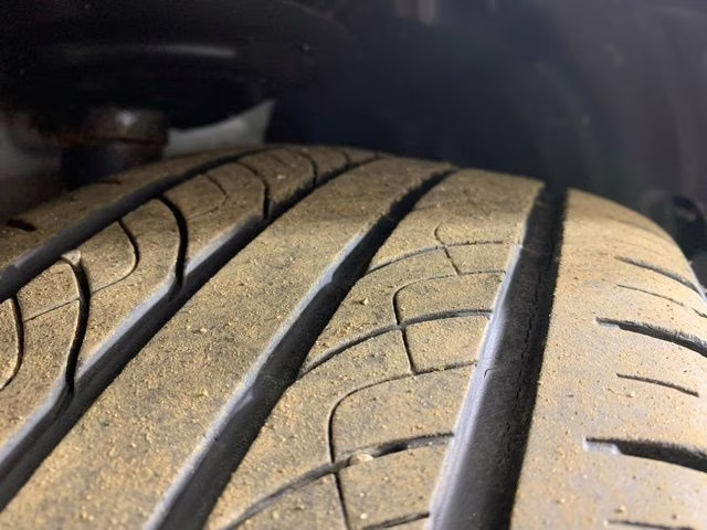 2023 Wind Chill Pearl Toyota Camry SE FWD Sedan