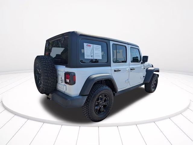 2022 Bright White Clearcoat Jeep Wrangler Unlimited Willys 4X4 SUV
