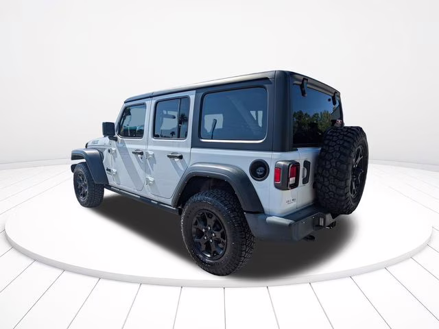 2022 Bright White Clearcoat Jeep Wrangler Unlimited Willys 4X4 SUV