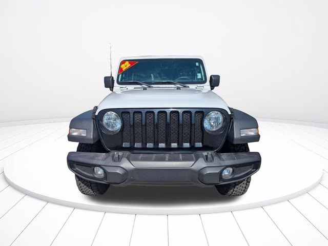 2022 Bright White Clearcoat Jeep Wrangler Unlimited Willys 4X4 SUV
