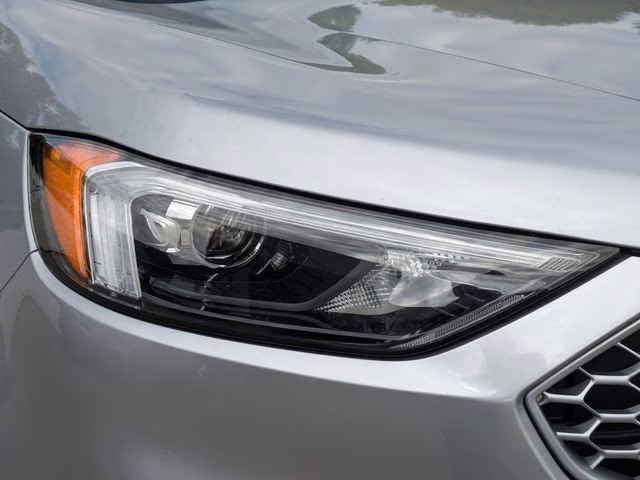 2024 Silver Metallic Ford Edge SEL AWD SUV