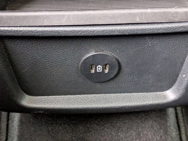 2024 Silver Metallic Ford Edge SEL AWD SUV