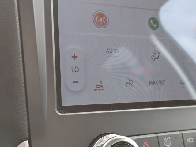 2024 Silver Metallic Ford Edge SEL AWD SUV