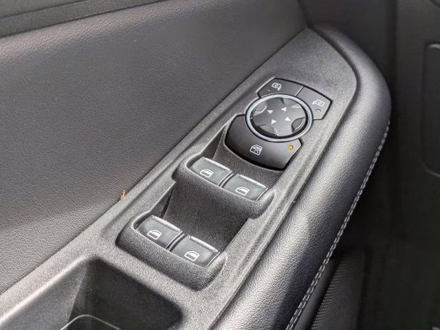 2024 Silver Metallic Ford Edge SEL AWD SUV