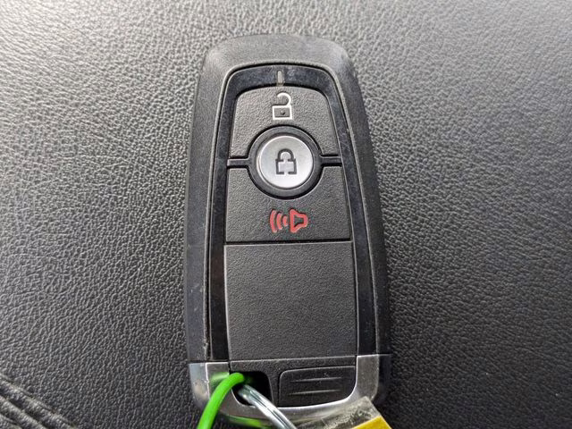 2024 Silver Metallic Ford Edge SEL AWD SUV