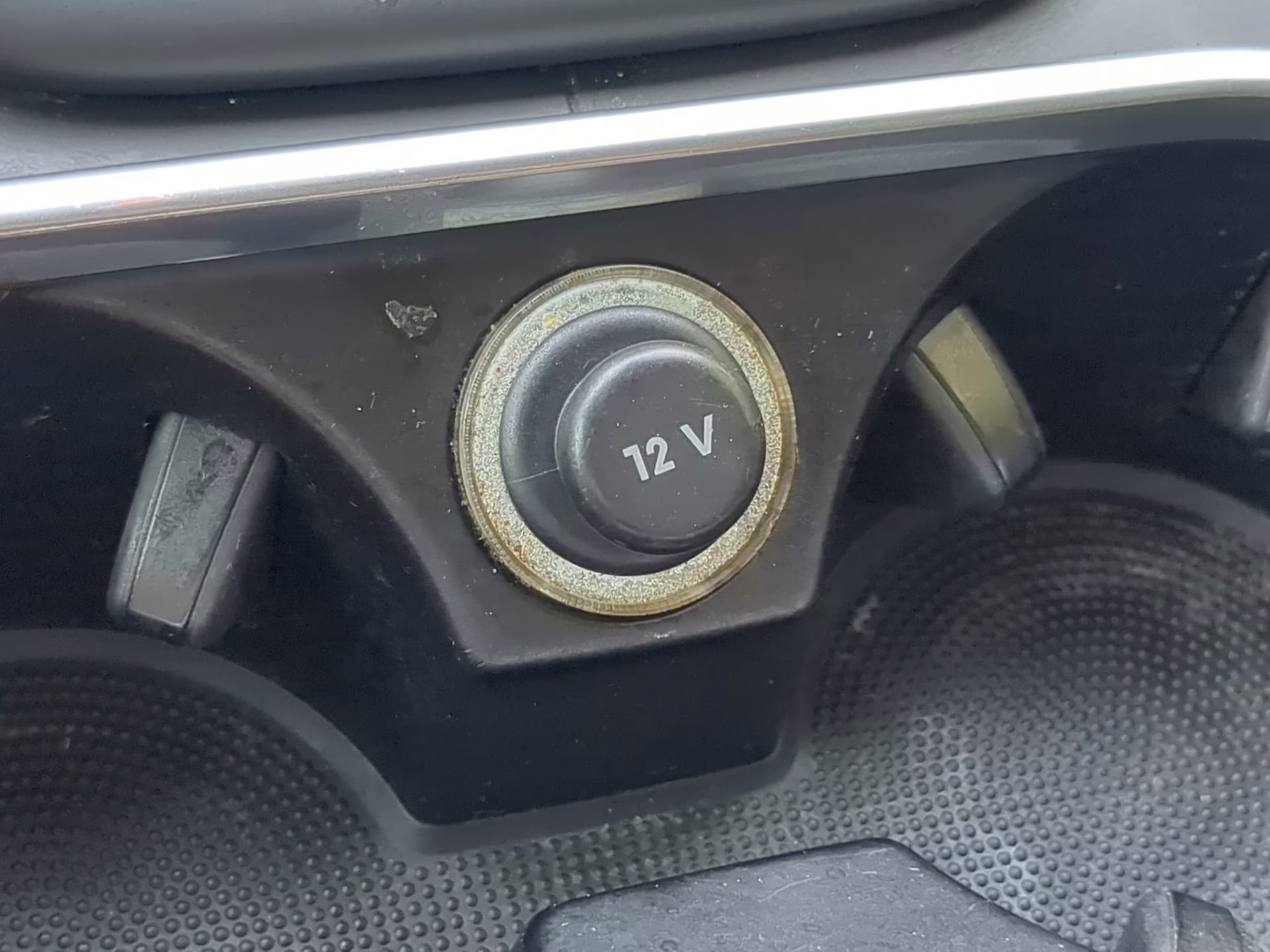 2016 Moonlight Blue Metallic Porsche Cayenne AWD SUV