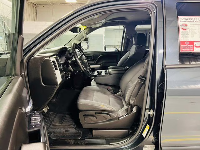 2019 Graphite Metallic Chevrolet Silverado 1500 LD LT 4X4 Truck