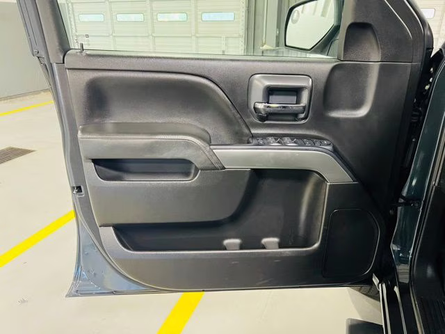 2019 Graphite Metallic Chevrolet Silverado 1500 LD LT 4X4 Truck