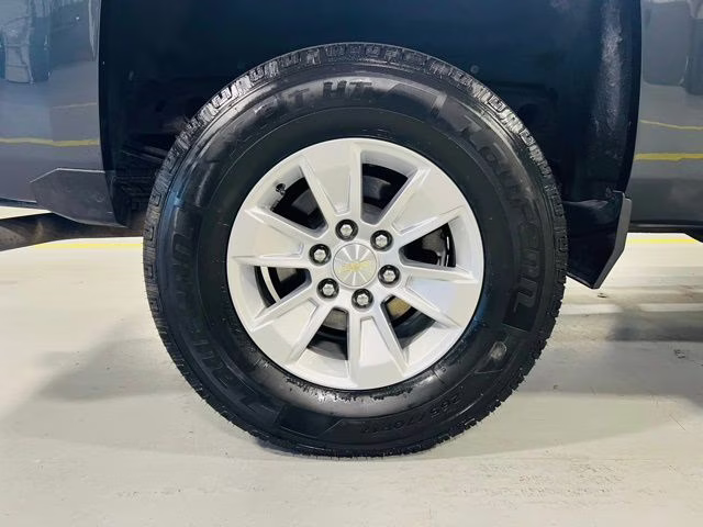 2019 Graphite Metallic Chevrolet Silverado 1500 LD LT 4X4 Truck