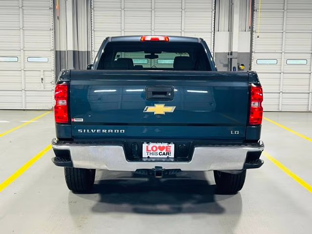 2019 Graphite Metallic Chevrolet Silverado 1500 LD LT 4X4 Truck