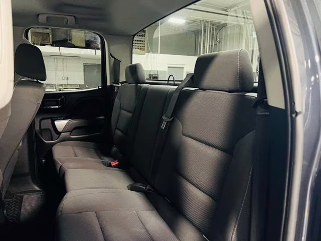 2019 Graphite Metallic Chevrolet Silverado 1500 LD LT 4X4 Truck