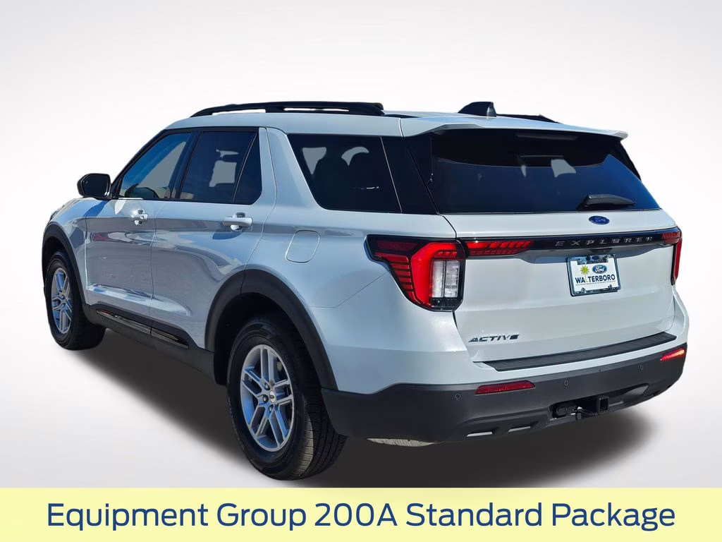 2026 Space White Metallic Ford Explorer Active RWD SUV