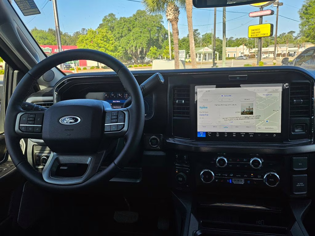 2026 Avalanche Ford Super Duty F-250 SRW Lariat 4X4 Truck