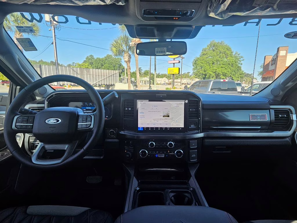 2026 Avalanche Ford Super Duty F-250 SRW Lariat 4X4 Truck