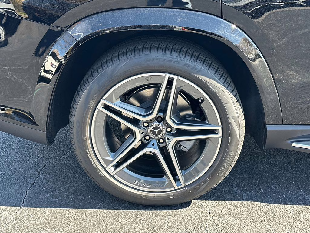 2026 Black Mercedes-Benz GLS GLS 450 AWD SUV