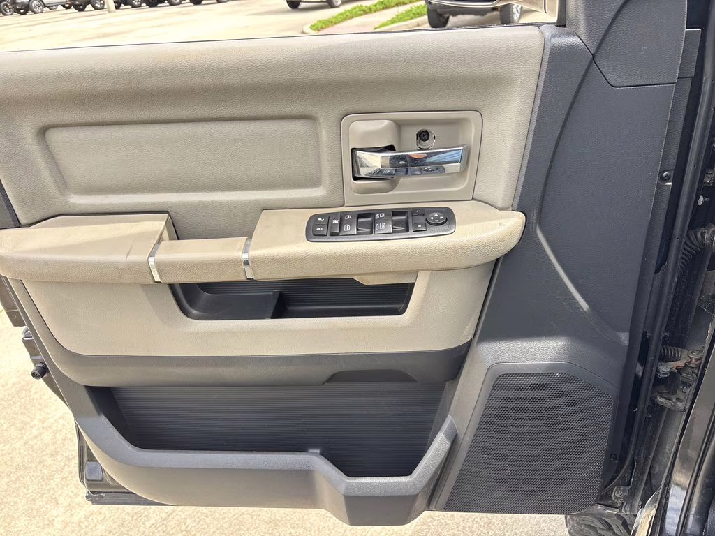 2012 Black Clearcoat Ram 1500 SLT 4X4 Truck