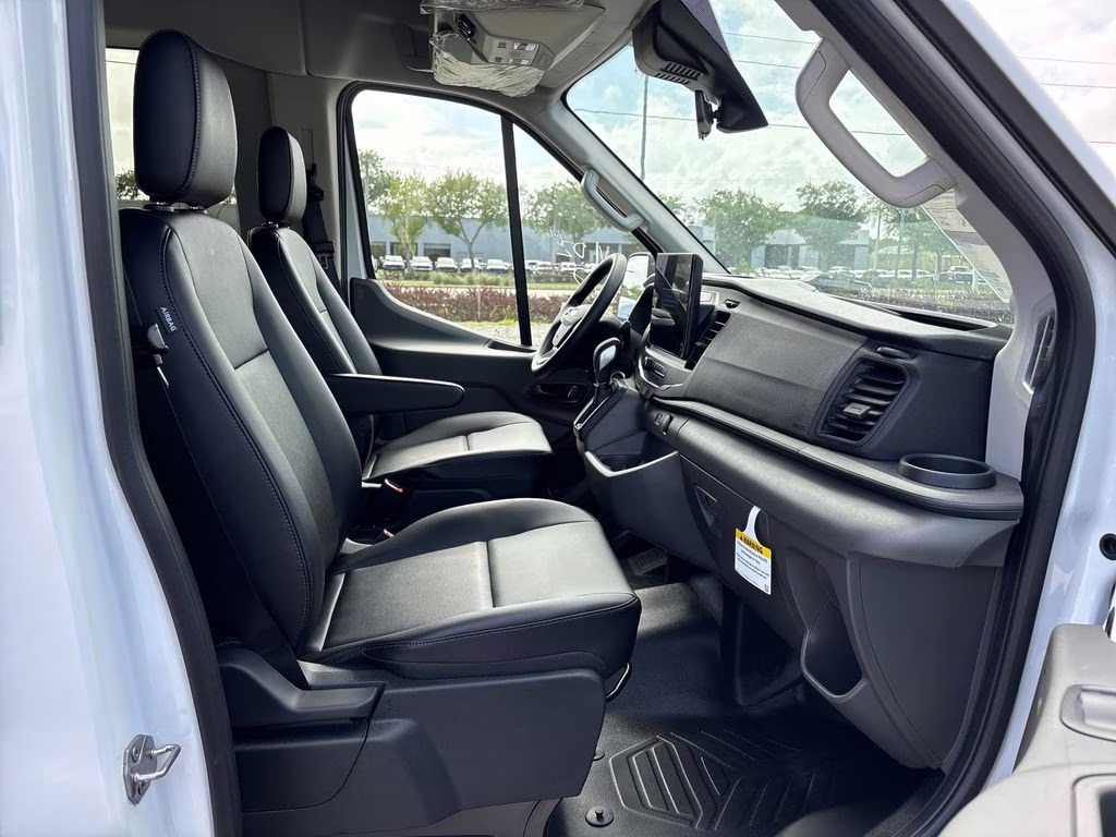 2026 Oxford White Ford Transit-350 XL RWD Crossover