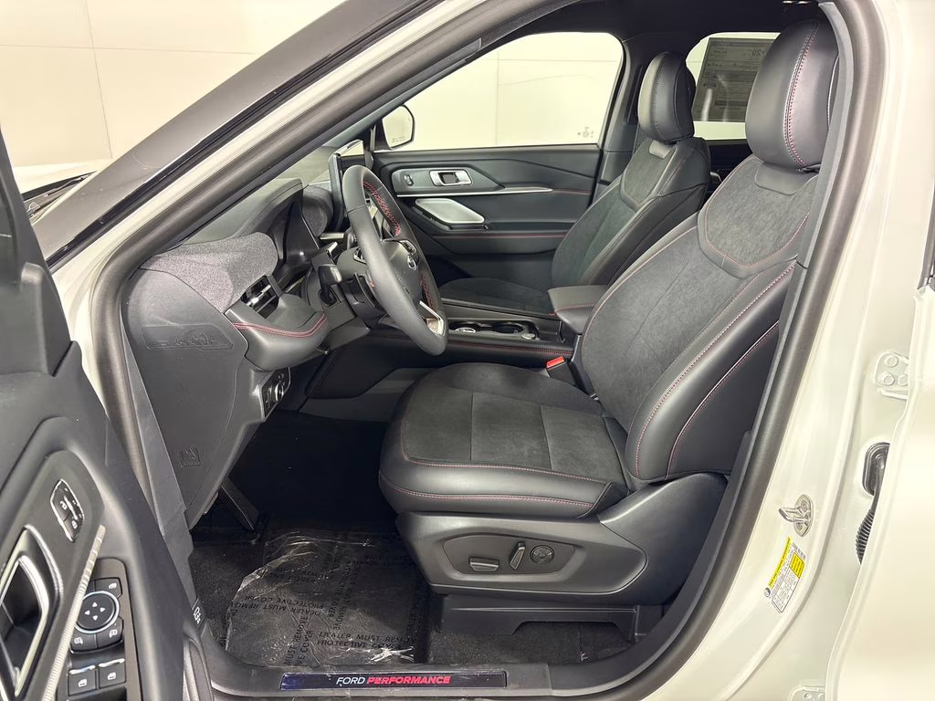 2026 Star White Metallic Tri-Coat Ford Explorer ST 4X4 SUV