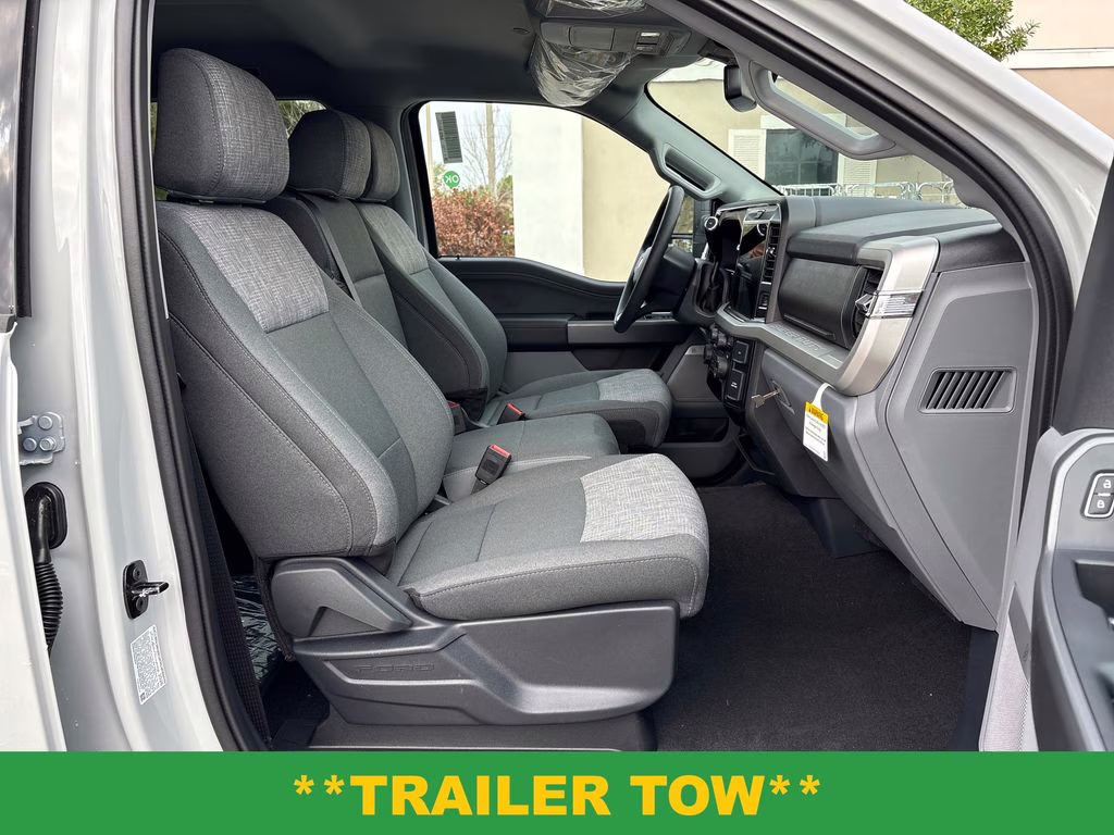 2026 Avalanche Ford Super Duty F-250 SRW XLT 4X4 Truck