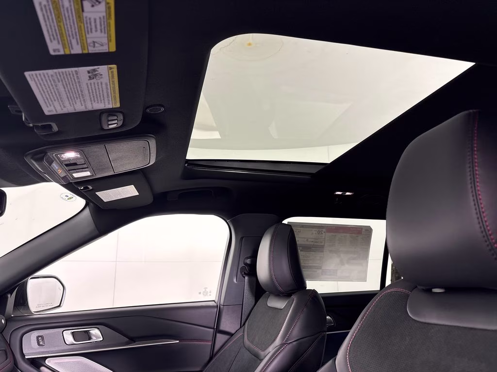 2026 Star White Metallic Tri-Coat Ford Explorer ST 4X4 SUV