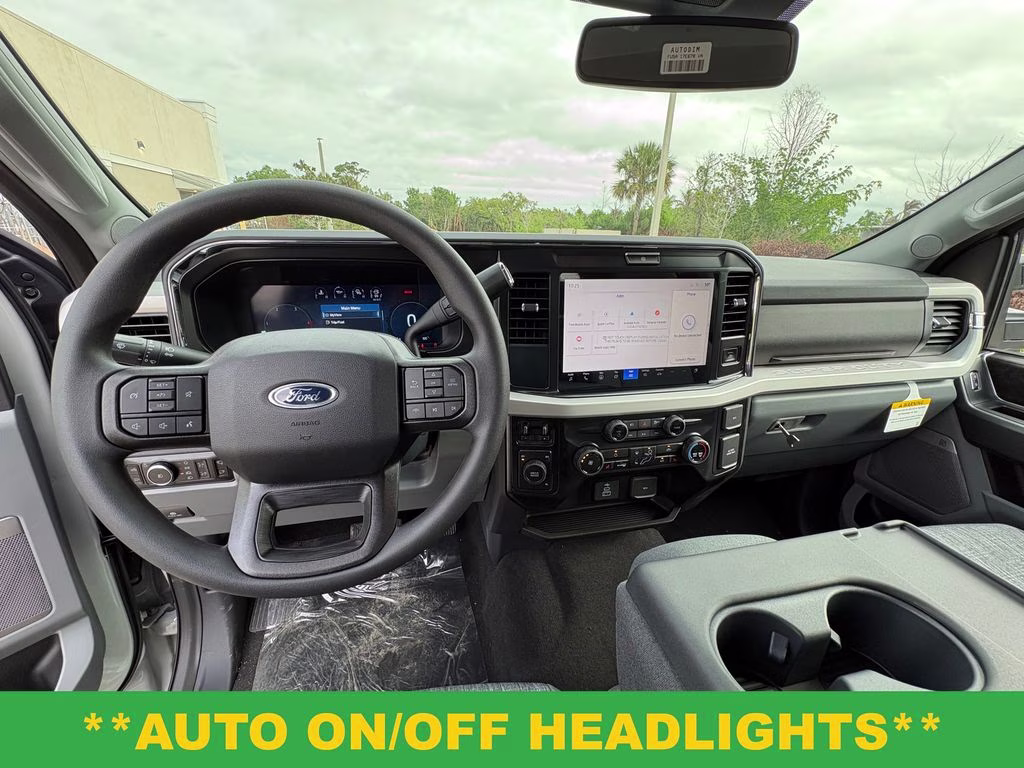 2026 Avalanche Ford Super Duty F-250 SRW XLT 4X4 Truck