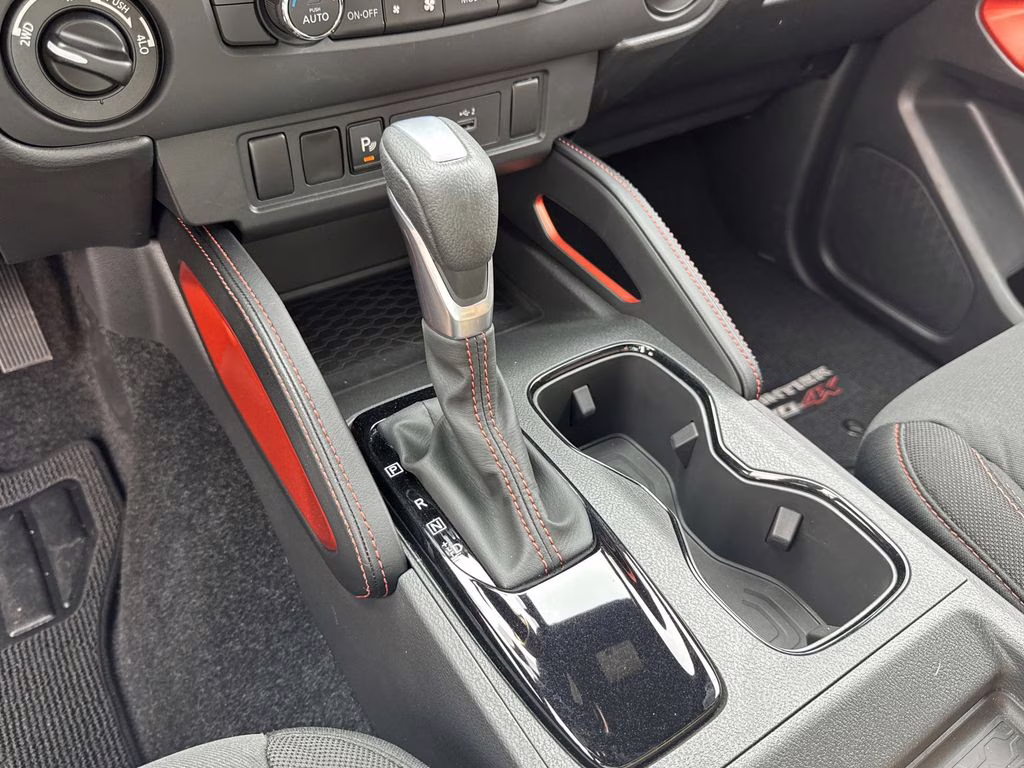 2025 Boulder Gray Pearl Nissan Frontier PRO-4X 4X4 Truck