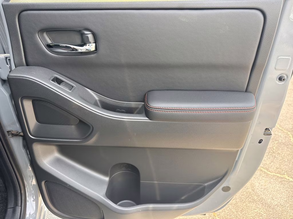 2025 Boulder Gray Pearl Nissan Frontier PRO-4X 4X4 Truck