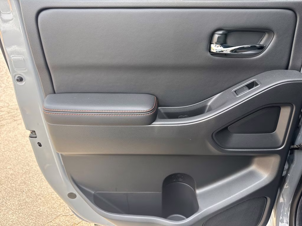 2025 Boulder Gray Pearl Nissan Frontier PRO-4X 4X4 Truck