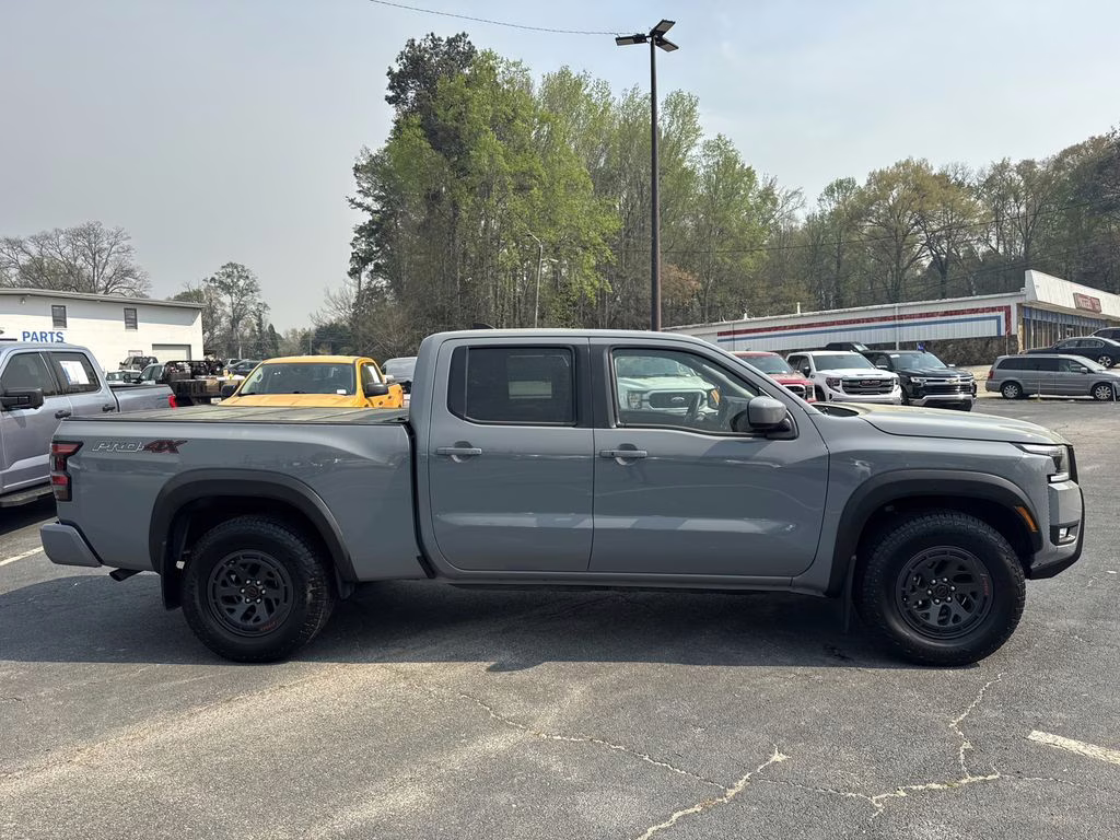 2025 Boulder Gray Pearl Nissan Frontier PRO-4X 4X4 Truck
