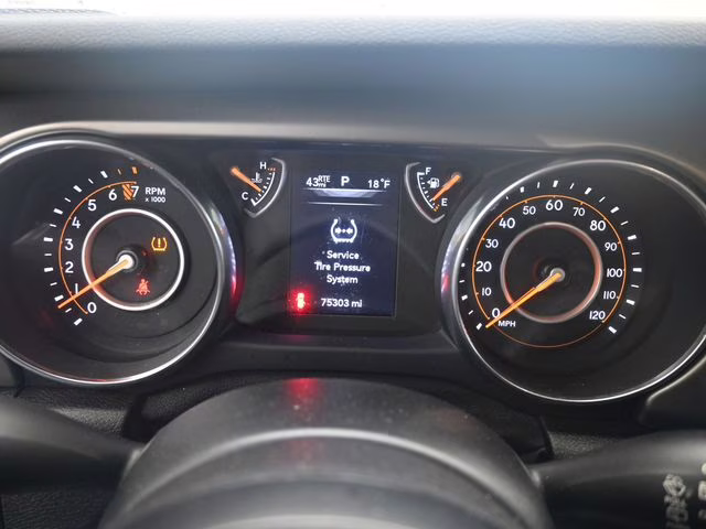 2019 Granite Crystal Metallic Clearcoat Jeep Wrangler Unlimited Sport S 4X4 SUV